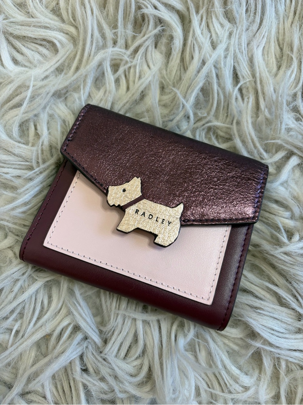 Radley London Terrier Burgundy Trifold Wallet Card Case